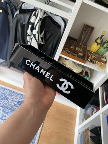 Chanel makeup organizer - makeup,
